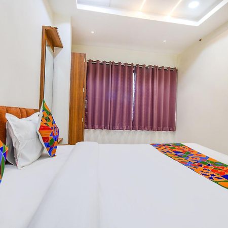 Fabhotel Shree Nakoda Paradise اوجاين المظهر الخارجي الصورة